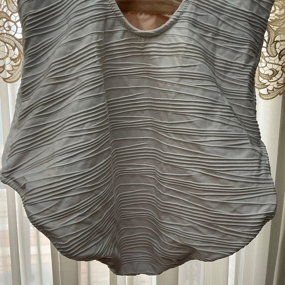 Gottex ladies winter white bathing suit - Picture 2 of 5